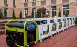 Молдавские полицейские получили 70 электрогенераторов