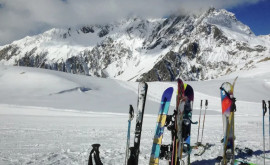 На горнолыжном курорте в Австрии лыжники пропали при сходе лавины