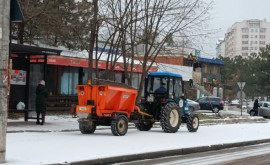 Străzile din Chișinău curățate cu grijă Cît vor mai ține ninsorile