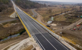 Spînu Am deschis circulația rutieră pe podul din preajma localității Hrușova