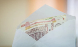 Феномен зарплаты в конверте до сих пор широко распространен в нашей стране