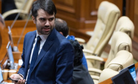 Parlamentul a luat act de cererea de demisie a deputatului Artur Mija