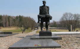 Белорусы Молдовы почтили память жертв Хатынской трагедии 