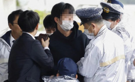 Primministrului Japoniei atacat cu o grenadă fumigenă 