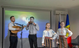 La Chișinău sa încheiat un festival aniversar de cîntece 