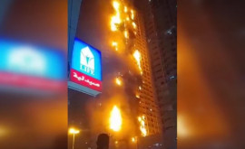 Un zgîrienori de 36 de etaje a luat foc în EAU un videoclip șocant a apărut pe internet