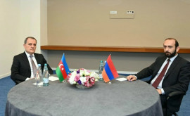 Baku și Erevan au convenit asupra altor cîteva articole din proiectul de acord de pace
