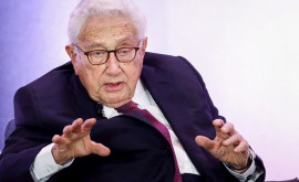 Departamentul de Stat a declarat că Kissinger a vizitat China din proprie inițiativă
