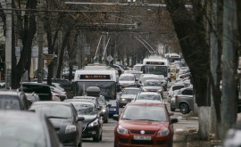 Начало учебного года спровоцировало массовые пробки на улицах Кишинева