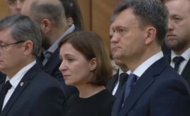 Mesajele lui Igor Grosu și Dorin Recean la funeraliile lui Mircea Snegur