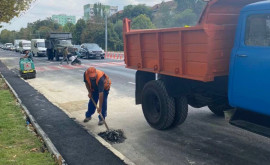 Ce lucrări de reparație și întreținere a infrastructurii rutiere din Chișinău au fost făcute săptămîna trecută