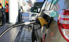 Benzina va continua să se ieftinească în Moldova iar motorina se va scumpi