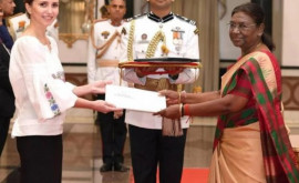 Посол Анна Табан вручила верительные грамоты президенту Индии