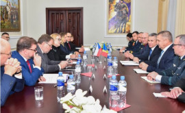 Cooperarea moldocehă în domeniul militar discutată la Chișinău