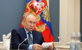 Путин призывает думать как прекратить трагедию в Украине