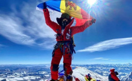 Olga Țăpordei scrie istorie din nou A escaladat cel mai înalt vîrf din Antarctica