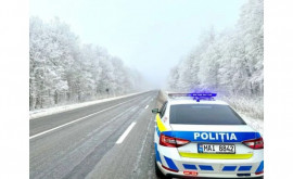 В Молдове идет снег Полиция призывает водителей быть бдительными 