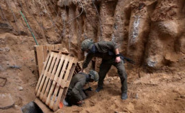 Armata israeliană anunță că a inundat labirintul de tuneluri din Fâșia Gaza ale Hamas