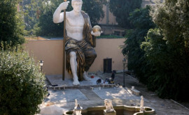La Roma a fost reconstituită o statuie a împăratului Constantin 