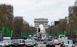 Permise auto digitale în Franța care șoferi le vor putea folosi