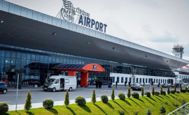 Таможенная служба реагирует на обыски в кишиневском аэропорту
