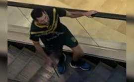 În Sydney un bărbat înarmat cu un cuțit a atacat vizitatorii unui centru comercial Sînt morți 