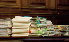 Numărul dosarelor examinate de judecători în 2016 a crescut 