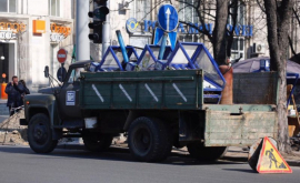 Taxofoanele din Chişinău vor fi demontate 