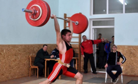 Halterofilul Dudoglo a cîştigat pentru Moldova trei medalii