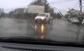 Вниманию водителей вождение во время дождя