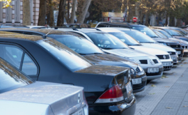 Cetățenii se împotrivesc parcărilor cu plată în curțile de bloc VIDEO