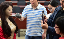 Jia Jia primul robot umanoid chinez a oferit un interviu VIDEO