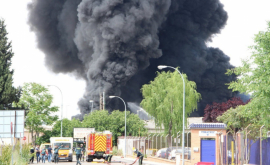Un incendiu la o fabrică chimică din apropierea orașului Madrid