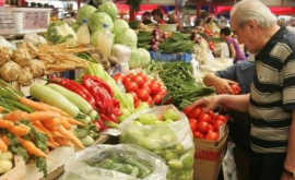Scade prețul legumelor în piețele din țară