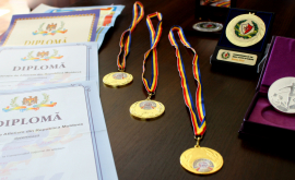 Женщинаполицейский получила медаль по легкой атлетике