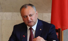 Dodon a cerut de la SIS explicarea interdicției de intrare în Moldova a redactoruluișef al AiF