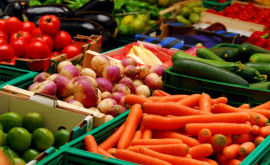 Preţul unor legume creşte la piaţă