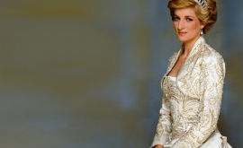 Portretul prințesei Diana stîrnește controverse întrun oraș britanic FOTO