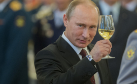 Путину 65 лет Какое послание направил ему Игорь Додон