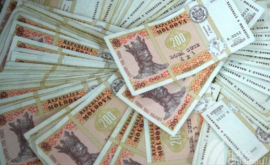 Leul moldovenesc printre cele mai puternice monede din lume faţă de dolar