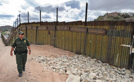 Aşa va arăta zidul lui Trump de la graniţa cu Mexicul FOTO