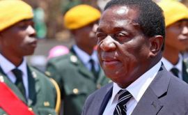 Persoana care îl va înlocui pe Robert Mugabe în Zimbabwe găsită 