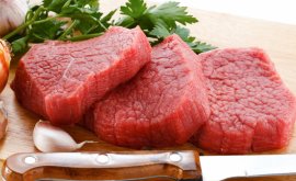De ce în Moldova carnea e scumpă 
