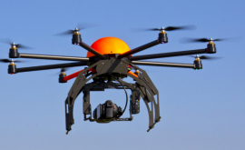 Japonezii folosesc drone pentru ai determina pe angajaţi să plece de la serviciu