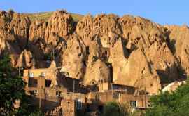 Уникальные снимки скального селения в Иране ФОТОВИДЕО