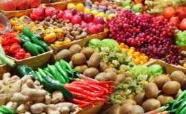 На центральном рынке обнаружены фрукты хранящиеся в антисанитарных условиях