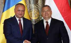 Додон поздравил Орбана с переизбранием на должность премьера Венгрии
