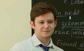 Cel mai deştept elev din Moldova scutit de trei examene de bac