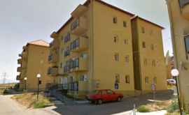 Молодые семьи из Леова получили социальные квартиры
