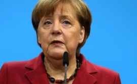 Меркель знала о проблемах в ведомстве по делам беженцев